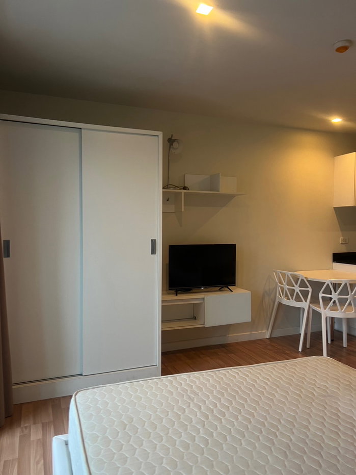 picture We Condo Ekkamai - Raminthra for rent ✨ Fully furnished - 9/12