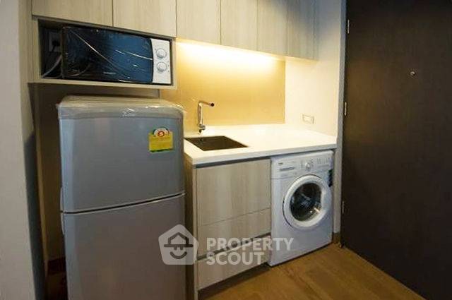 รูป คอนโด 1-ห้องนอน ที่ เดอะ ลุมพินี 24 ใกล้ BTS พร้อมพงษ์ (ID 2746688) - รูปที่ 3/6
