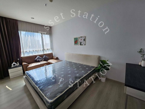 Available for rent 💎 Fully furnished condo at The Reserve Kasemsan 3. Ready to move in. Near BTS National Stadium 🏙️