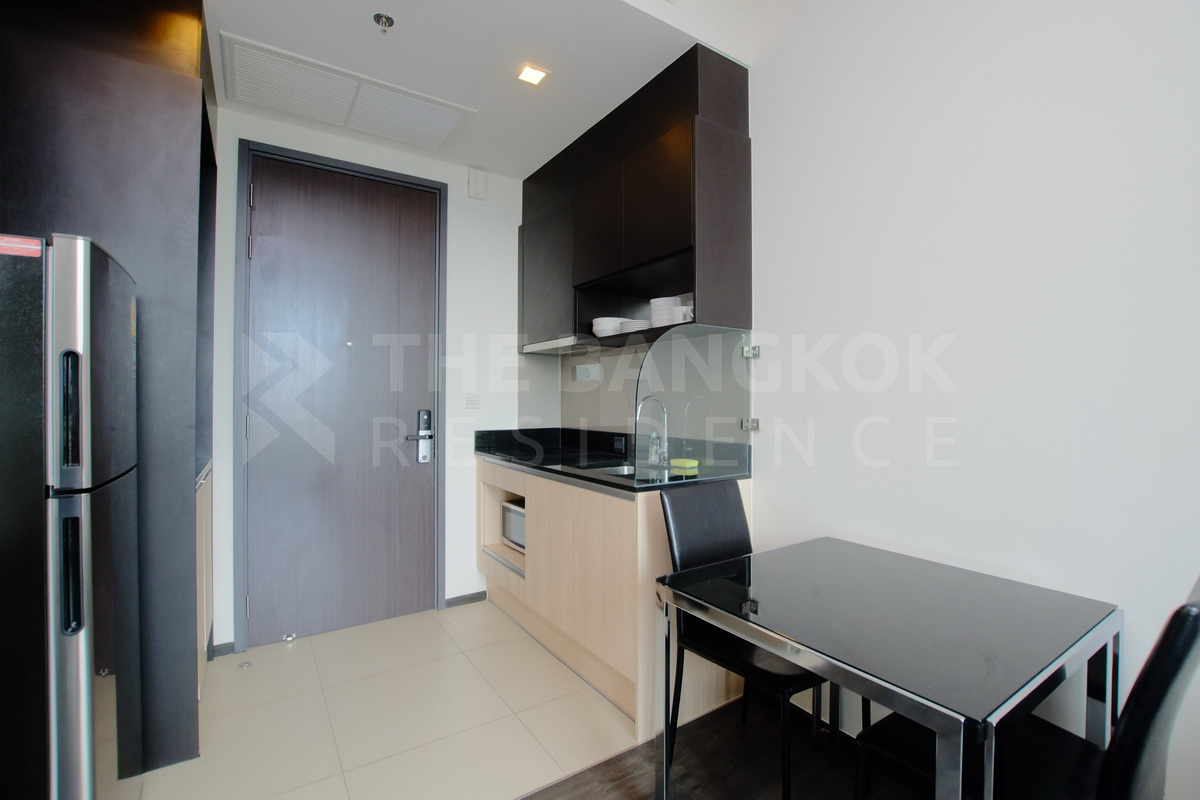 picture The Edge Sukhumvit 23 near BTS Asok Condo Near MRT to Save More Time - 4/10