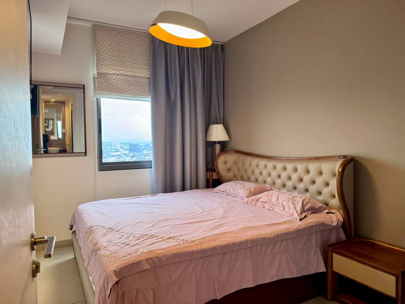 picture For rent : Unixx Condo, 1 bedroom, 1 bathroom - 8/13