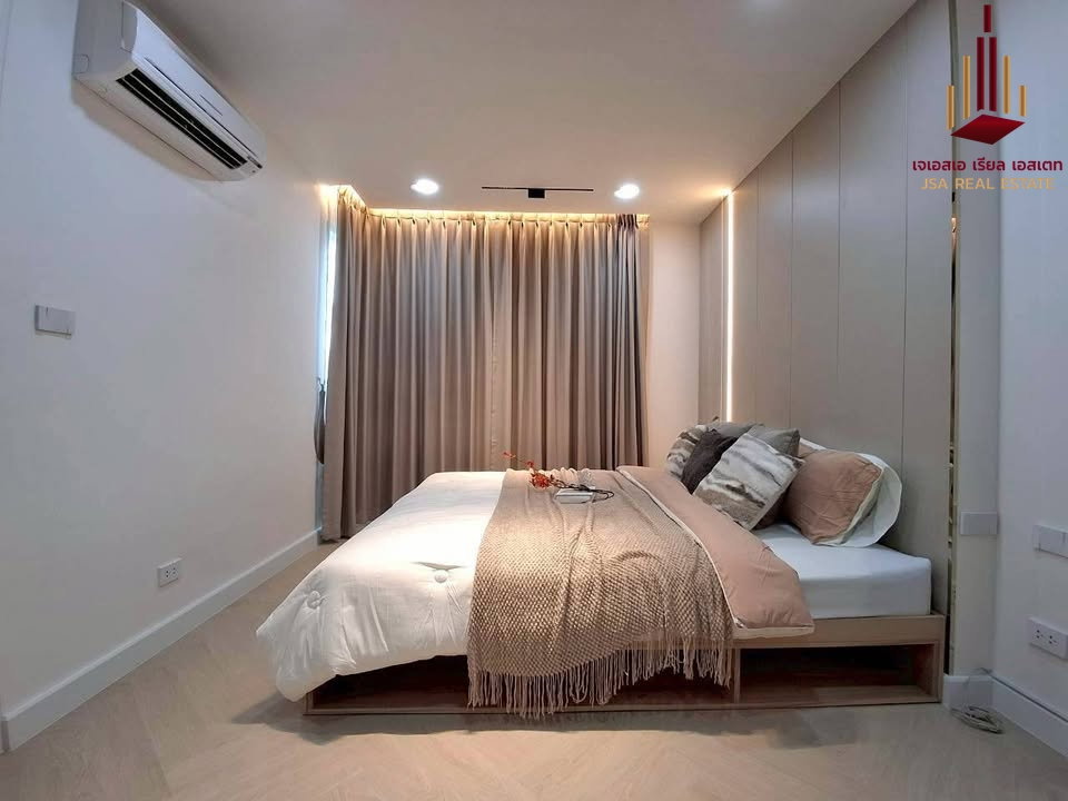 picture ✨ For Sale: The Clover Thonglor Condo ✨  💰 Only 3,590,000 THB - 3/9
