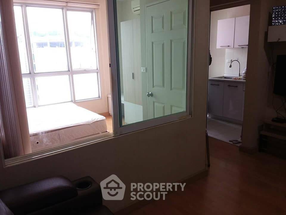 picture 1-BR Condo at Life @ Phahol-Ari near BTS Saphan Khwai (ID 607538) - 2/13