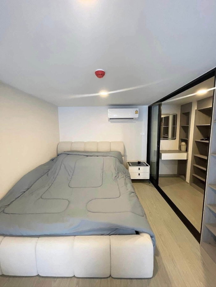 รูป 🚝✨ ด่วน! Duplex หรู 2 ชั้น 20,000/ด. เพดานสูง วิวดี ไม่ร้อน walk in closet ✨Origin Plug and Play Ramkhamhaeng Triple Station ใกล้เดอะมอลล์ 🔥🔥 - รูปที่ 5/12