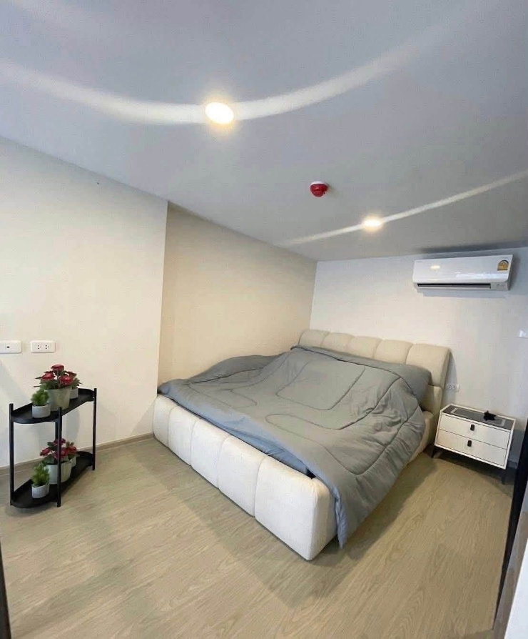 รูป 🚝✨ ด่วน! Duplex หรู 2 ชั้น 20,000/ด. เพดานสูง วิวดี ไม่ร้อน walk in closet ✨Origin Plug and Play Ramkhamhaeng Triple Station ใกล้เดอะมอลล์ 🔥🔥 - รูปที่ 3/12