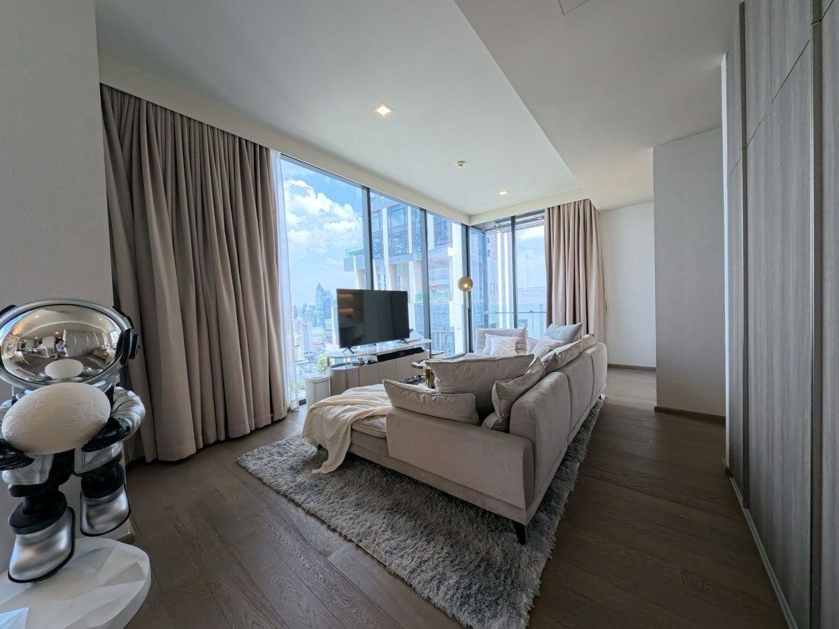 picture LTHC15754 Luxury Condo for Rent Asoke | Celes Asoke | Near BTS Asoke | 170,000 THB - 5/6
