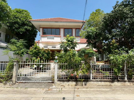 For Sale Detached house : Place & Park Village - Pracha Uthit 90, Land size 70.1 square wah, 4 bedrooms 2 bathrooms