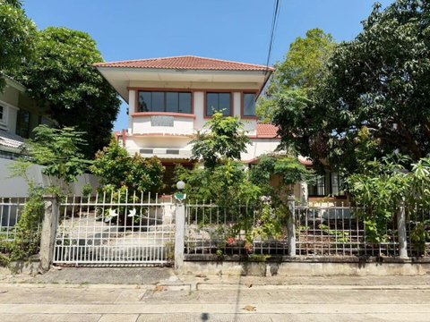 For Sale Detached house : Place & Park Village - Pracha Uthit 90, Land size 70.1 square wah, 4 bedrooms 2 bathrooms