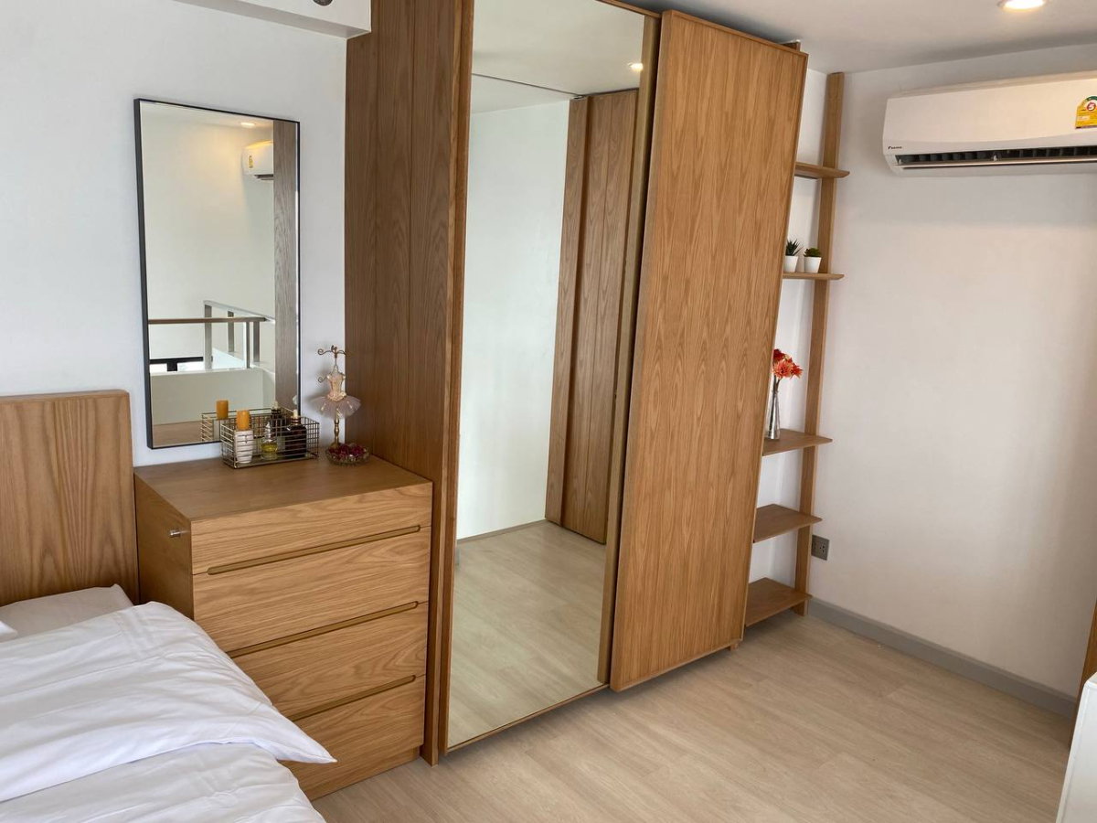 รูป Knightsbridge Prime Sathorn【𝐑𝐄𝐍𝐓】🔥Modern Loft Design พร้อมสิ่งอำนวยความสะดวกระดับพรีเมียม🔥 ติดต่อไลน์ไอดี: @hacondo - รูปที่ 3/8