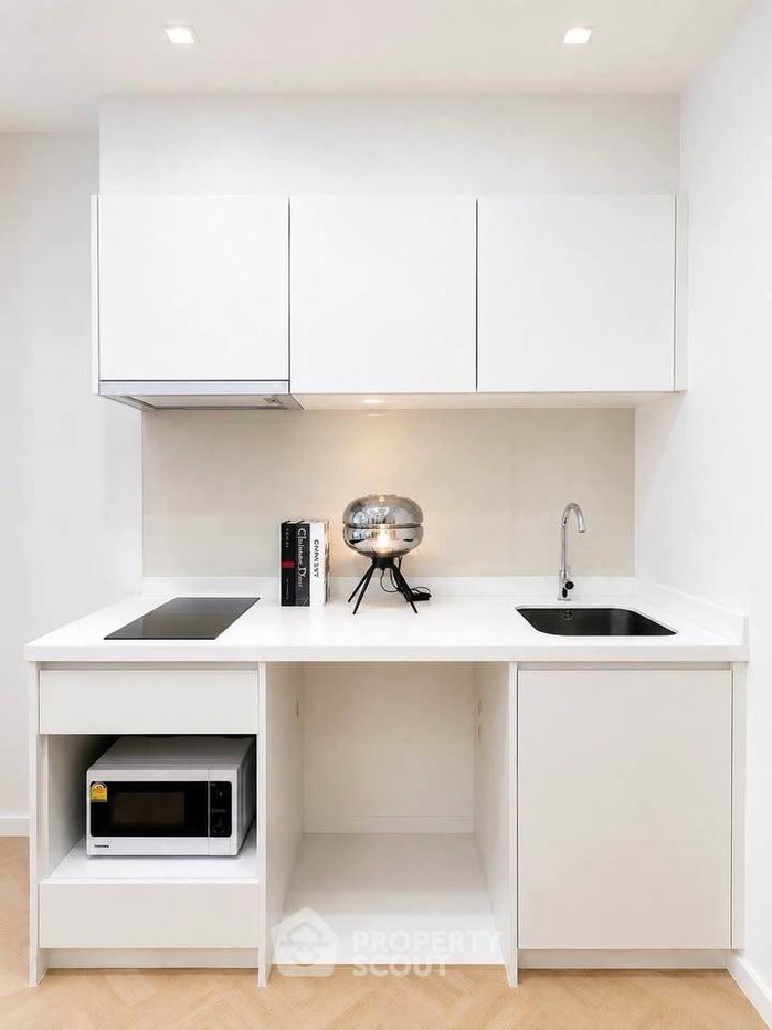 picture 2-BR Condo at Life Sukhumvit 48 near BTS Phra Khanong (ID 3010489) - 5/14