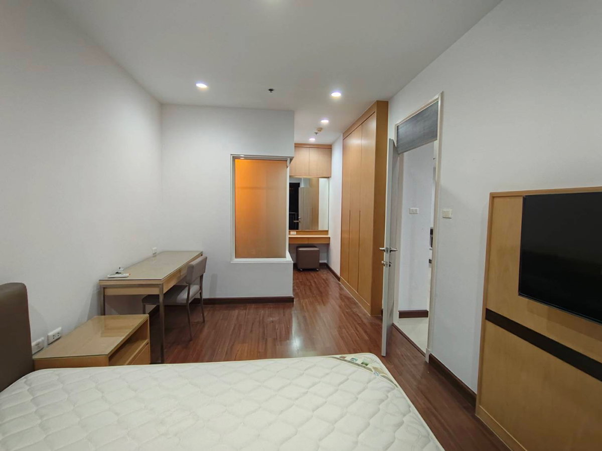 picture ✨Supalai Premier @ Asoke ✨ ‼️Special Price 22K 📍 Close to MRT Phetchaburi - 3/7
