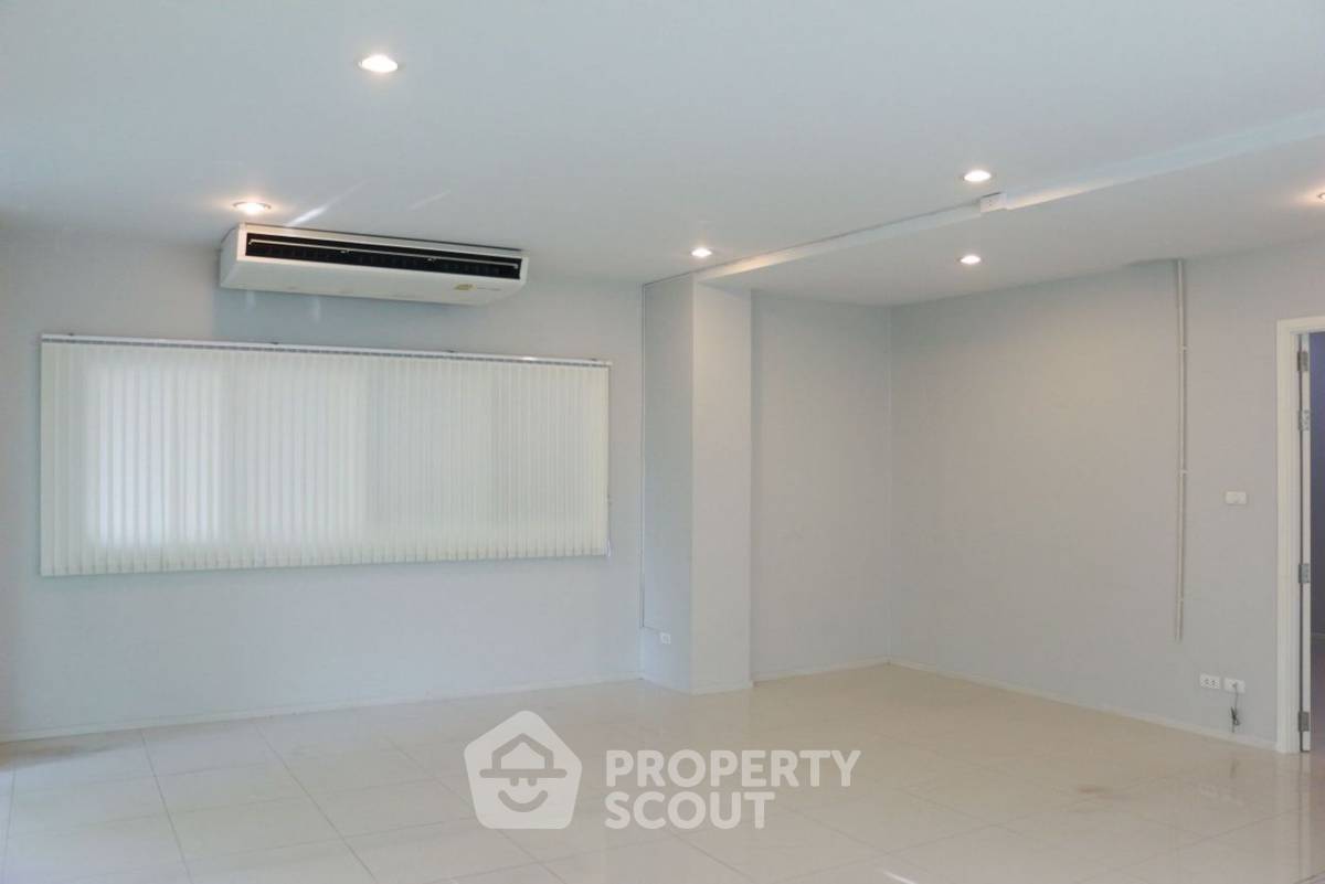 รูป คอนโด 1 ห้องนอน ชั้น 1 ขนาด 63 ตร.ม. Happy Condo Ladprao 101 เขตวังทองหลาง (ID 2431812) - รูปที่ 1/14