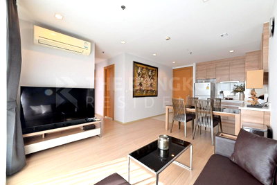 Condos for sale : 🌆Condo for Sale at RHYTHM Ratchada-Huai Khwang, City View Spacious Unit Near MRT Huai Khwang🚆