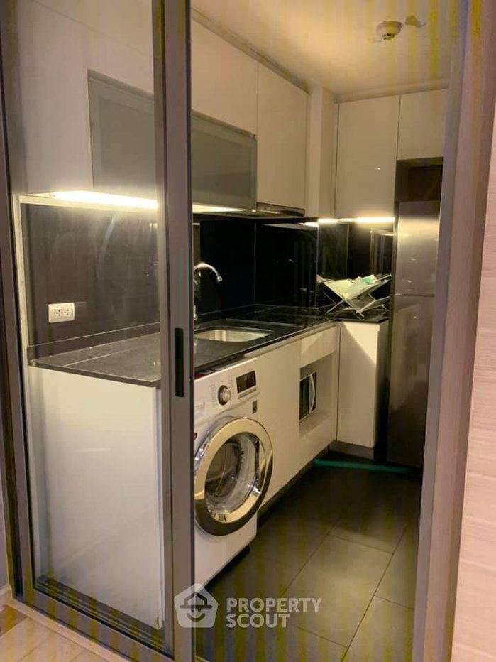 picture 1-BR Condo at Klass Silom near BTS Chong Nonsi (ID 2675200) - 2/8