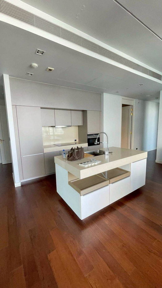 picture LTHC15757 Ultra Luxury Condo for Rent Phrom Phong | Private Lift | MARQUE Sukhumvit | Near BTS Phrom Phong | 250,000 THB - 3/6