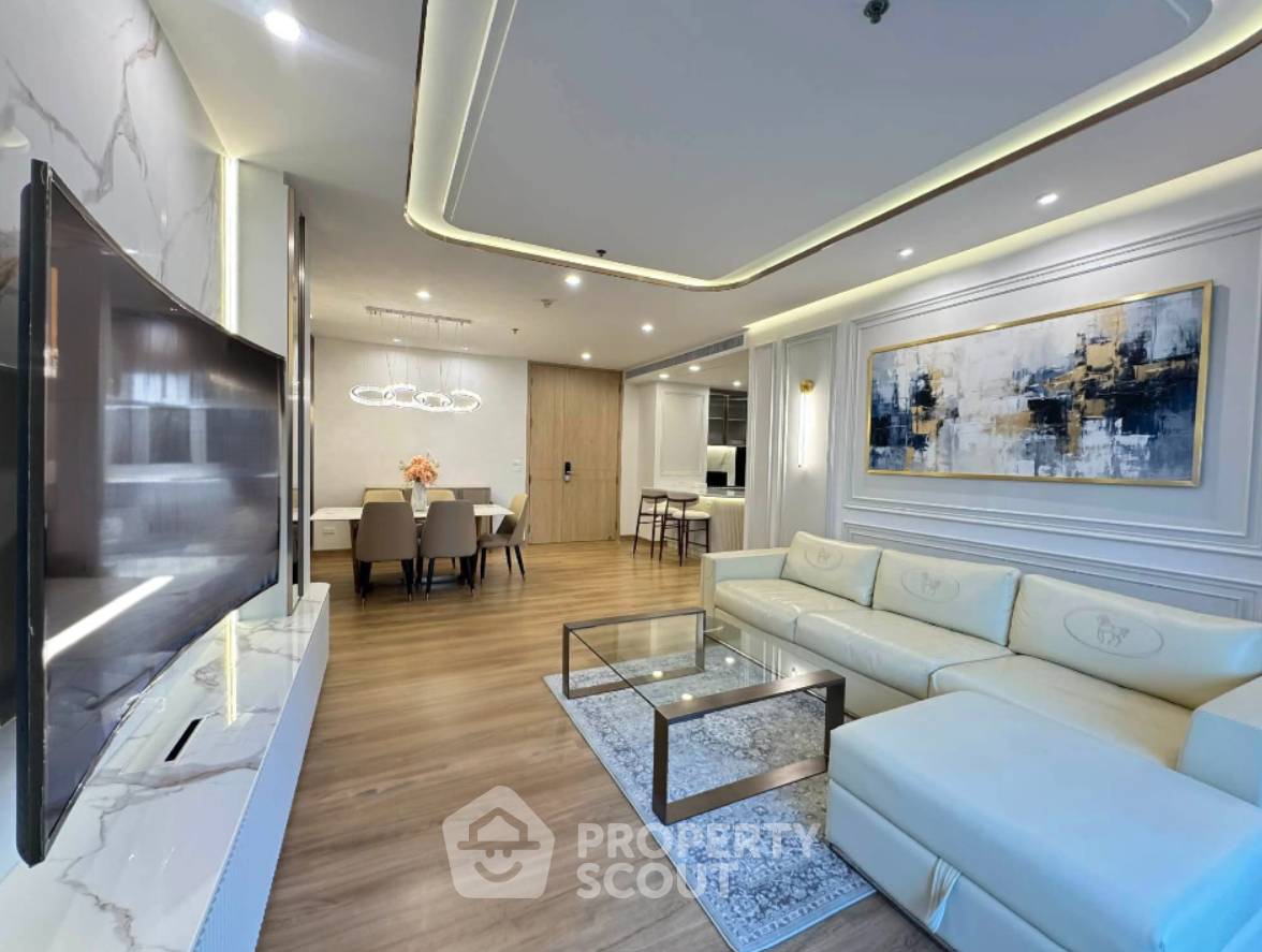 รูป คอนโด 3-ห้องนอน ที่ เดอะ รอยัล ศาลาแดง คอนโดมิเนียม ใกล้ MRT สีลม (ID 3008998) - รูปที่ 1/5