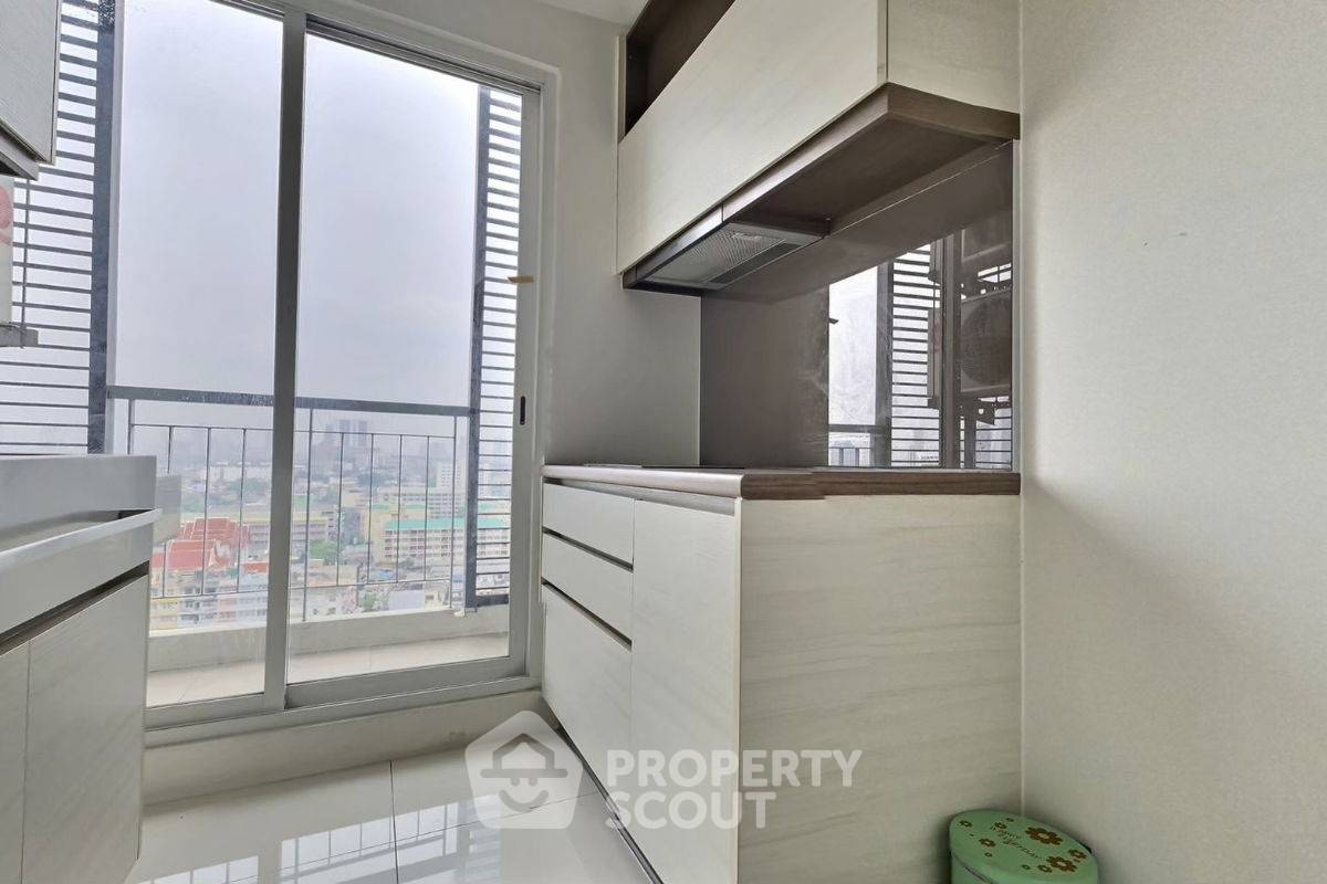 รูป คอนโด 1-ห้องนอน ที่ เดอะ รูม สาทร-ตากสิน ใกล้ BTS โพธิ์นิมิตร (ID 2655115) - รูปที่ 5/10