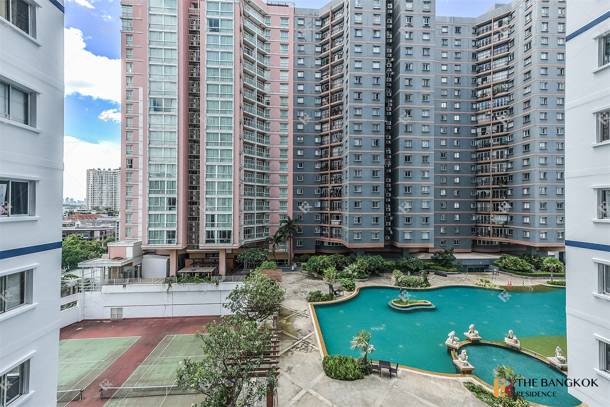 picture Belle Park Residence Condominium Rare Unit, Good Price - 1/10