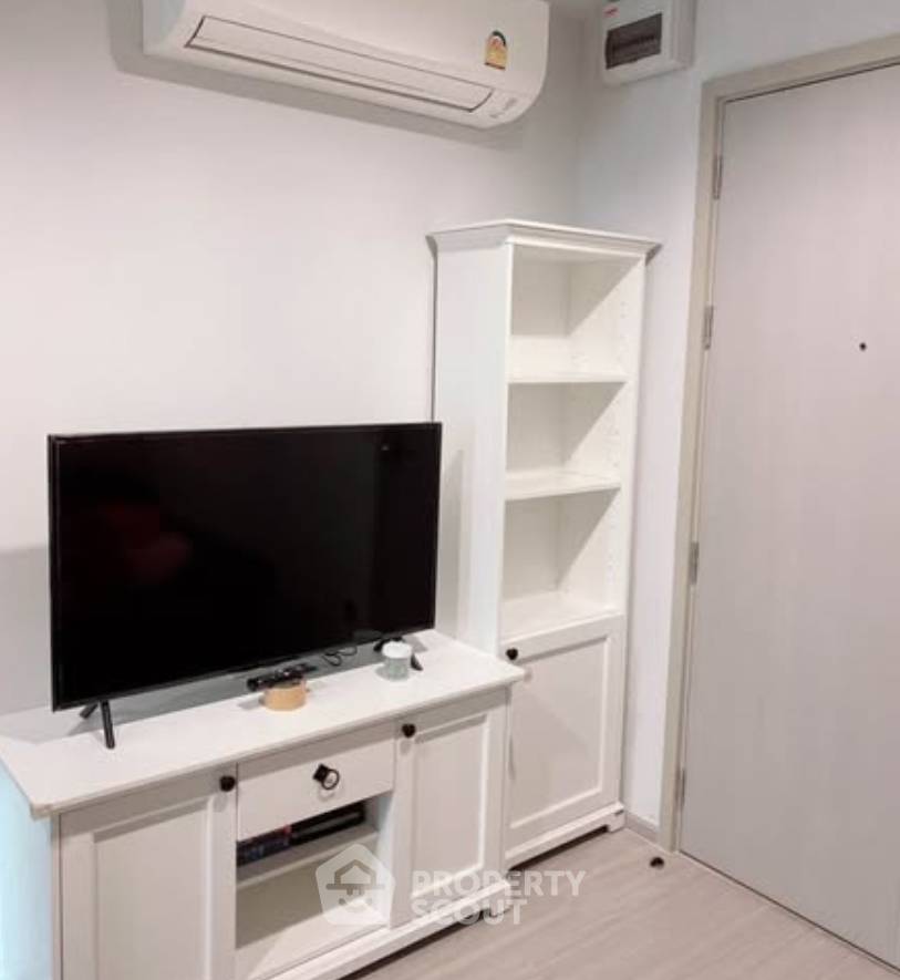 รูป คอนโด 1 ห้องนอน ที่ ไลฟ์ ลาดพร้าว ชั้น 20 ขนาด 35 ตร.ม. ใกล้ BTS ห้าแยกลาดพร้าว 100 ม. (ID 3010428) - รูปที่ 2/4