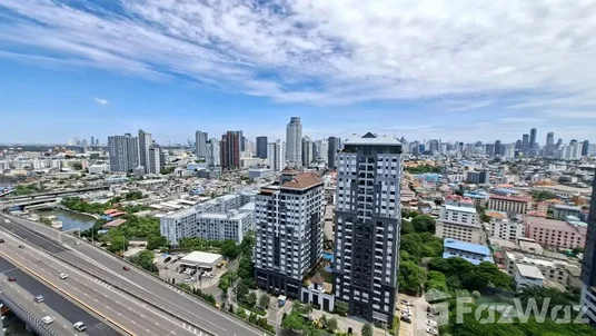 1 Bedroom Condo for sale at The Base Park East Sukhumvit 77 6479750