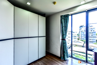 ขายคอนโด : พรอม พหลโยธิน 2 ใกล้ BTS สถานีอารีย์ รีบจองก่อนห้องหลุด!!