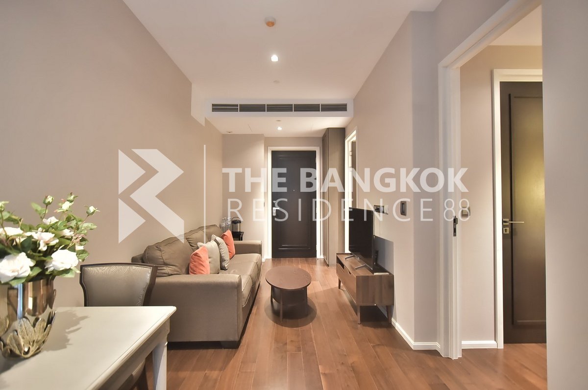 picture The Diplomat 39 near BTS Phrom Phong Special unit at an attractive price - 5/10