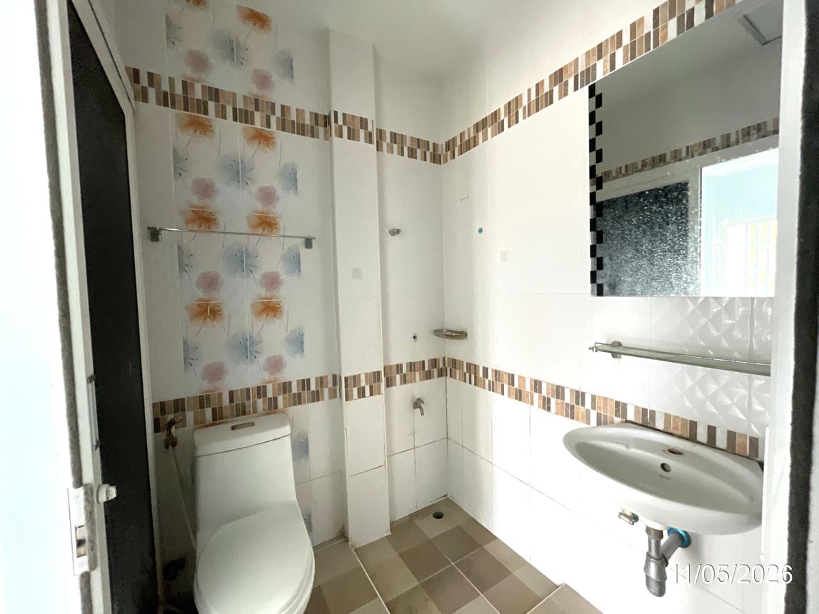 picture TOWN HOUSE 17 Sq.w. Khlong Sam Wa Bangkok for 2M - 20/24
