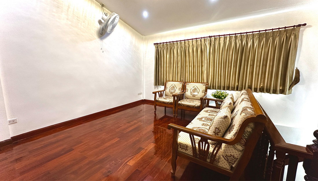 รูป Call : 091-779-2579 หมู่บ้านรังสิยา อุดมสุข 58 ให้เช่าบ้านเดี่ยวรีโนเวทใหม่ 70 ตารางวา 4 นอน 4 น้ำ ตกแต่งครบ ใกล้รถไฟฟ้าสีเหลือง ศรีอุดม - รูปที่ 6/13