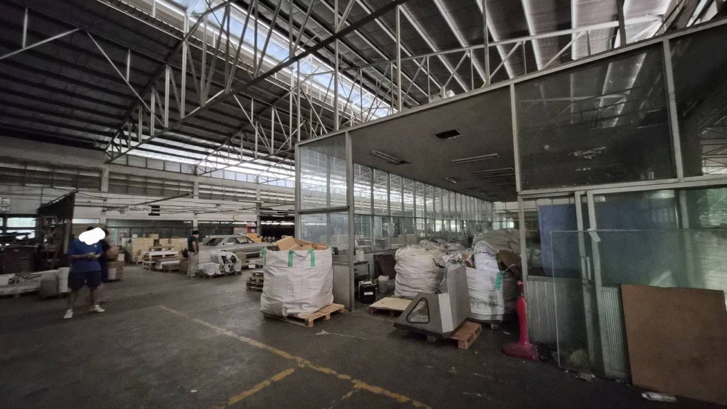 รูป ขายโรงงานพร้อมใบ รง.4 ทำเลทอง เลียบด่วนรามอินทรา-ลาดพร้าว 87 - รูปที่ 9/12