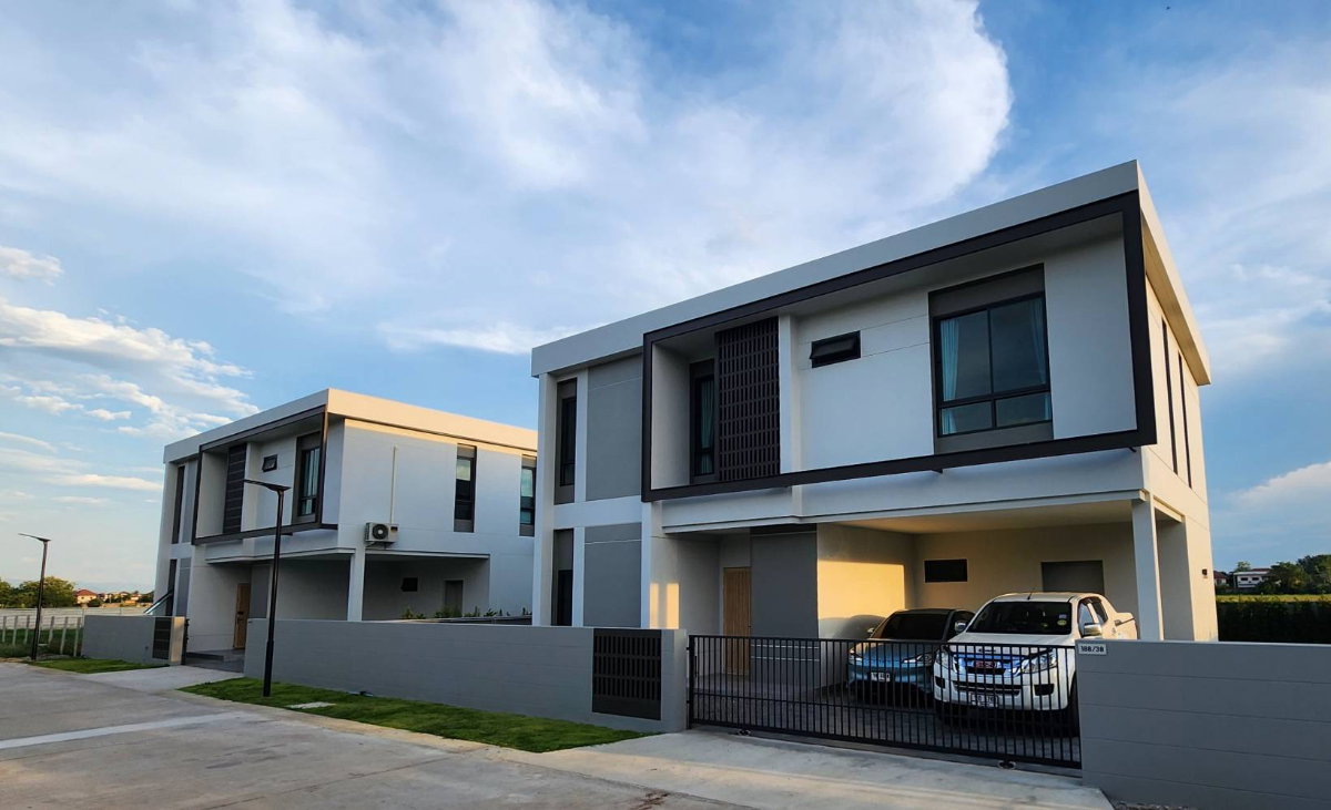 รูป บ้านใหม่มือหนึ่ง พร้อมเข้าอยู่ ทำเลใกล้เมือง เดินทางสะดวก หางดง #CHD101823 - รูปที่ 25/27