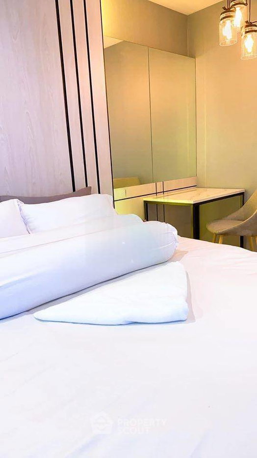 picture Studio Condo at Life One Wireless near BTS Phloen Chit (ID 2533728) - 3/8