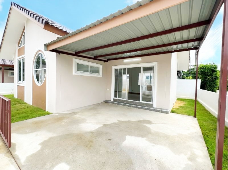 picture House for Sale 3 Bedrooms and    2 Bathrooms   - 2/15