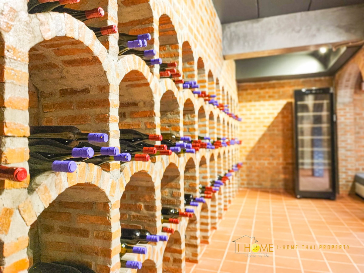 รูป  บ้านพร้อมสระว่ายน้ำในตัวระบบเกลือขนาดใหญ่  ใกล้ห้างสรรพสินค้าเพียง ระบบรักษาความปลอดภัยที่ดี 24 ชม.  #C9MG100528 - รูปที่ 13/28