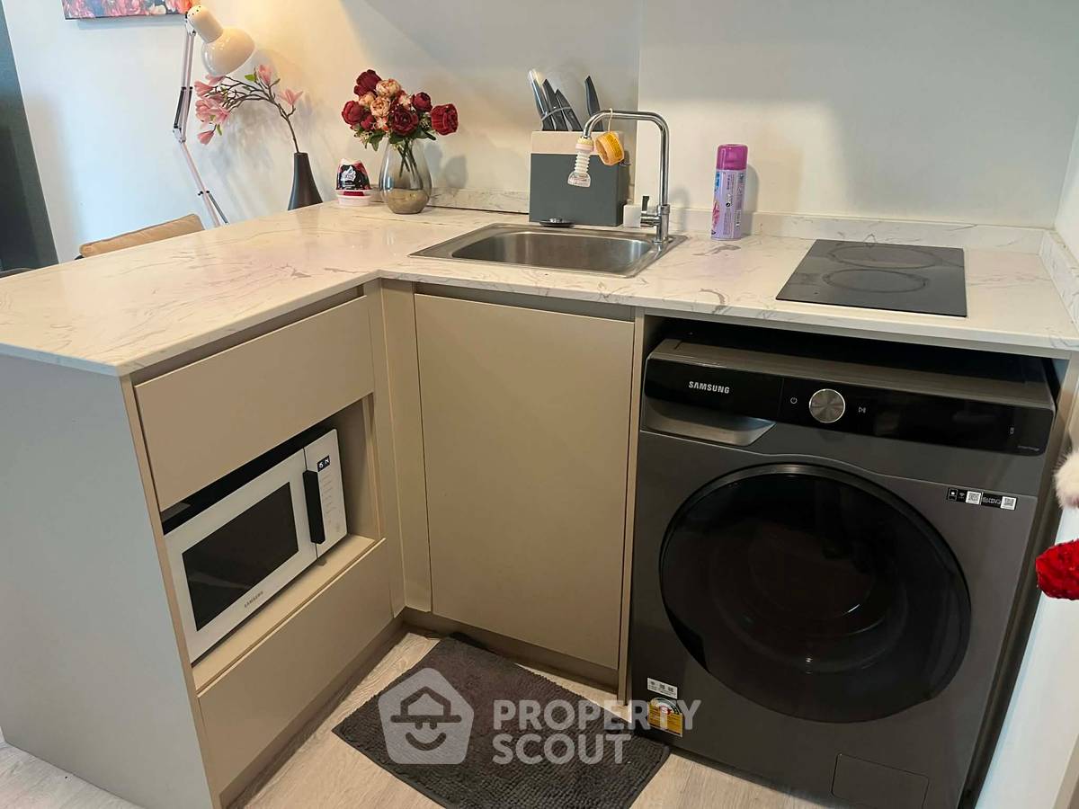 picture 1-BR Condo at Maxxi Prime Ratchada-Sutthisan near MRT Sutthisan (ID 3012361) - 4/14