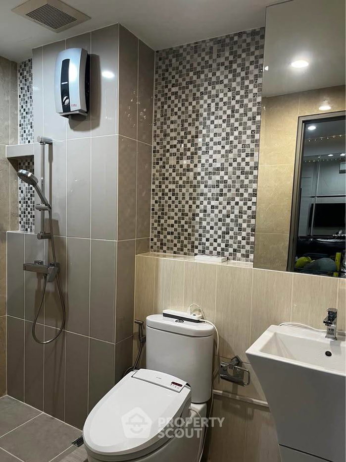 รูป คอนโด 1 ห้องนอน ชั้น 28 ขนาด 32 ตร.ม. ไลฟ์ รัชดาภิเษก ใกล้ MRT ห้วยขวาง 400 ม. (ID 3010449) - รูปที่ 15/22