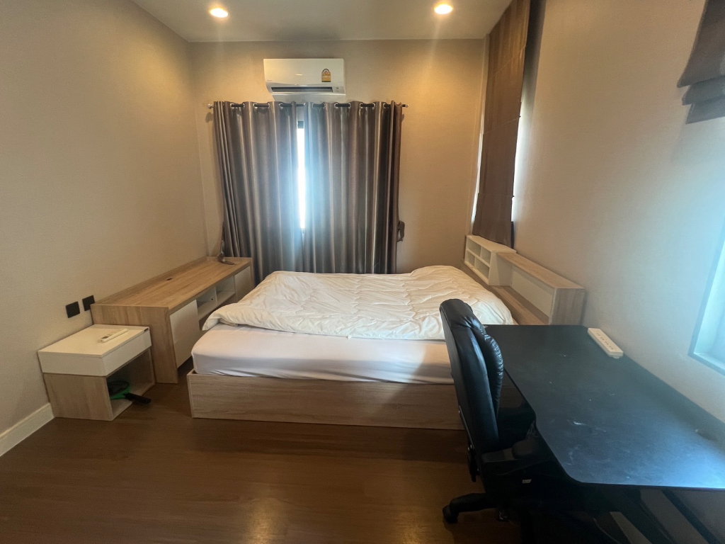 รูป ให้เช่า บ้านใหม่ เศรษฐสิริ-กรุงเทพกรีฑา 4 นอน 3 ห้องน้ำ 75 ตรว พร้อม เฟอร์นิเจอร์ ไกล้ แอร์พอร์ตลิงค์ สนามบินสุวรรณภูมิ สะพานสูง บางกะปิ รถไฟฟ้า - รูปที่ 32/33