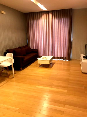 คอนโดให้เช่า : Condo for RENT : Siri @ Sukhumvit  𝐒𝐢𝐳𝐞 : 50 sqm.  1 Bed 1 Bath / City View  𝐅𝐥𝐨𝐨𝐫 : 18th  ✅ Fully furnished