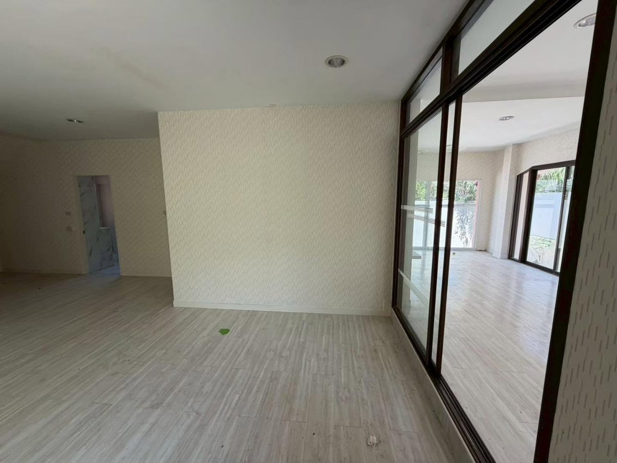 รูป ขายบ้านเดี่ยวตามสภาพ : หมู่บ้านเพลสแอนด์พาร์ค ประชาอุทิศ 90 ขนาดที่ดิน 70.1 ตารางวา 4 ห้องนอน 2 ห้องน้ำ - รูปที่ 18/21