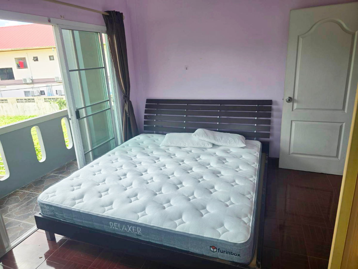 รูป H 988 ให้เช่า บ้านเดี่ยว 2 ชั้น ตกแต่งใหม่ ถนนเลียบคลองทวีวัฒนา ใกล้สนามหลวง2 บ้านสวย พร้อมเฟอร์ ราคา 22,000 บาท - รูปที่ 12/17