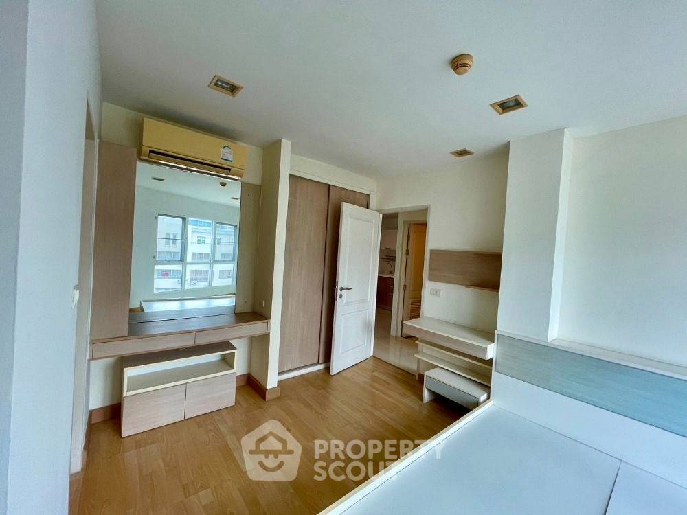 picture 2-BR Condo at Supreme Condo Ratchawithi 3 near BTS Victory Monument (ID 2576824) - 11/16