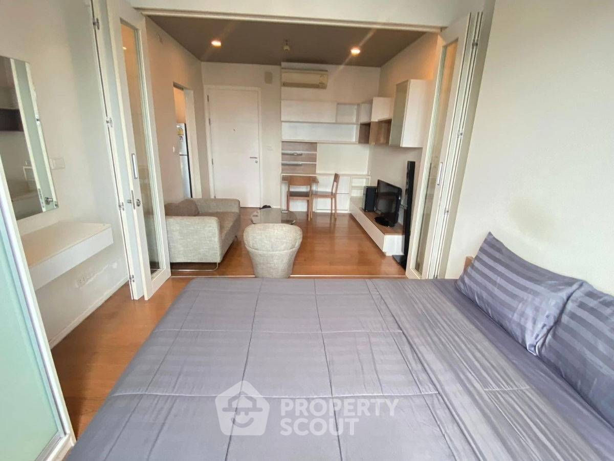 picture 2-BR Condo at Life Sukhumvit 48 near BTS Phra Khanong (ID 2616032) - 3/9