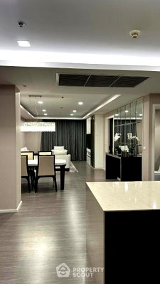 Condos for rent : 2-BR 123 Sqm On 23rd Floor At Nusasiri Grand, 60m to BTS Ekkamai (ID 2554734)