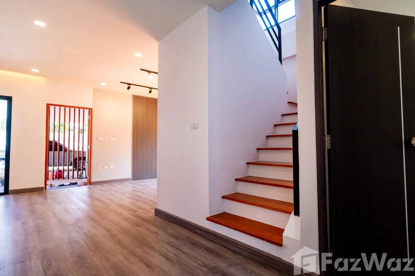 รูป บ้านรีโนเวทใหม่ทั้งหมด 4 ห้องนอน 4 ห้องน้ำ 6484065 - รูปที่ 4/11
