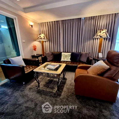 Condos for rent : High-Floor 2-BR 142 Sqm Condo At Supalai Place Sukhumvit 39 (BTS Phrom Phong) (ID 2730070)