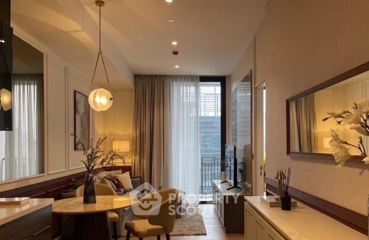 picture 1-BR Condo at Muniq Langsuan near BTS Ratchadamri (ID 3011666) - 2/5