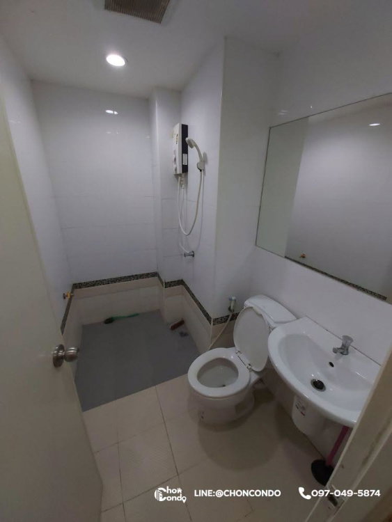 รูป Crystal Four Condo Bangsaen ชั้น2-------Tel 097-049-5874 (Line: @choncondo มี@ด้วย) - รูปที่ 8/9