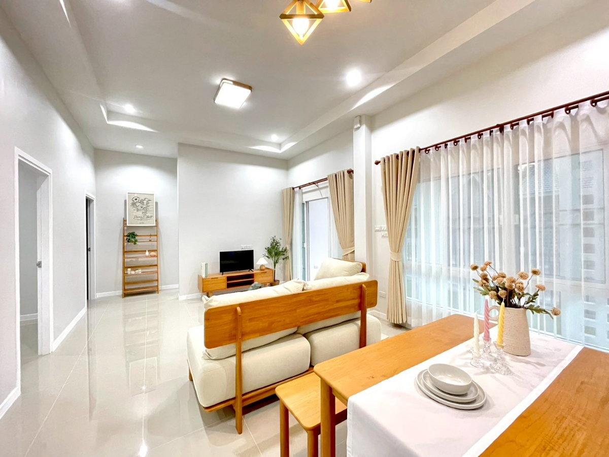 picture Modern Single-Storey House for Sale Near Maejo University - 6/15