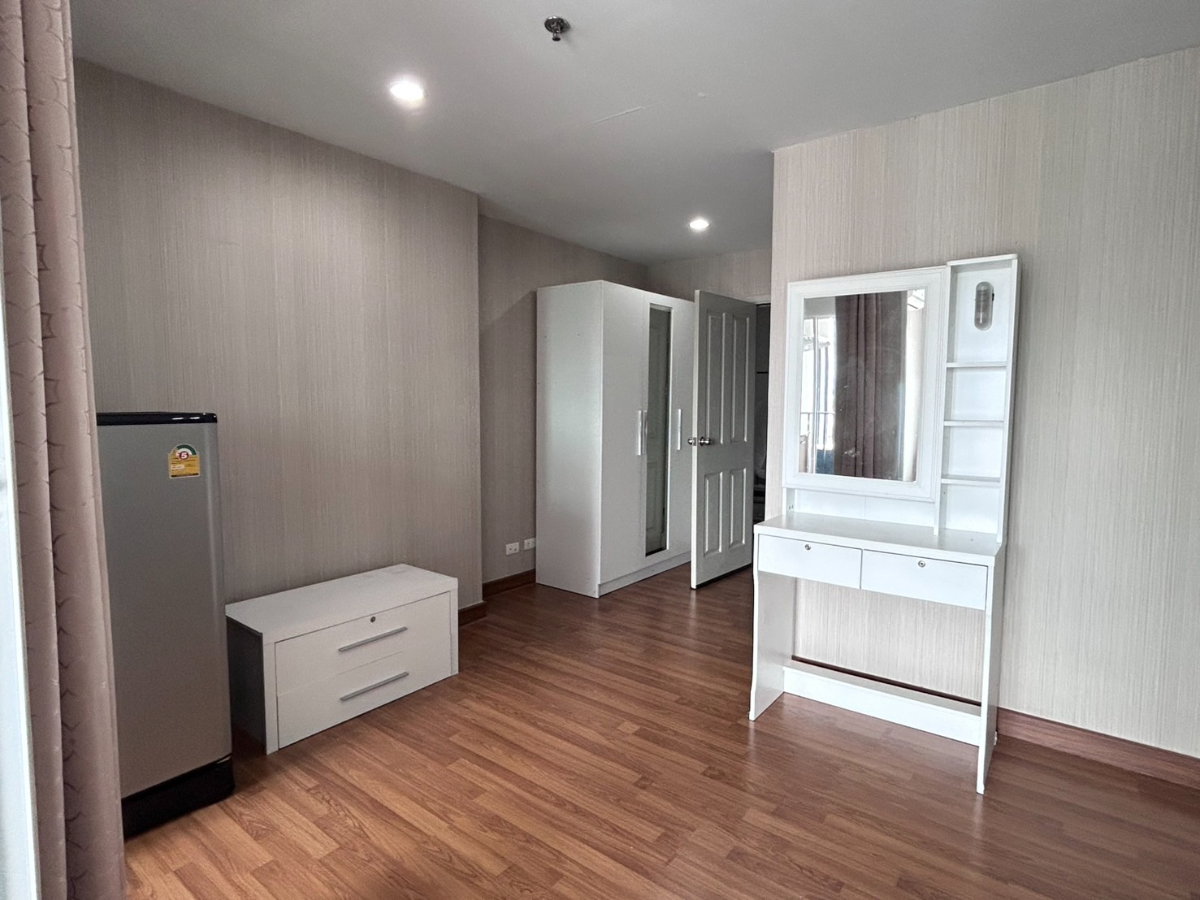 รูป ให้เช่า 1นอน28ตรม7500บ รีเจ้นท์โฮม บางซ่อน Regent Home Bangson ใกล้ สถานีรถไฟฟ้าบางซ่อน มีเครื่องซักผ้า - รูปที่ 5/5