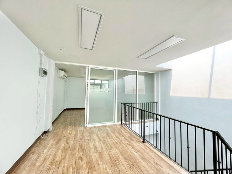 รูป ให้เช่าตึก ชิค ดิสทริคท์ ราม53 (Chic District Ram 53) - รูปที่ 4/7