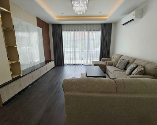 รูป ให้เช่าบ้านเดี่ยว 3 ชั้น ซอยสุขุมวิท 65 (เอกมัย) / บ้านสร้างเอง ทำ Airbnb ได้ / ใกล้รถไฟฟ้า / เฟอร์นิเจอร์ครบ / อยู่อาศัย หรือ Home Office จดบริษัทได้ - รูปที่ 2/14